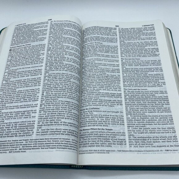 Holy Bible New King James Version 1990 Softcover Fair Condition Teal Green - Picture 11 of 16